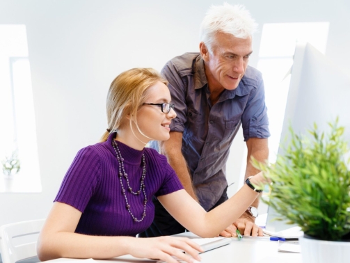 demo-attachment-117-co-workers-working-together-PRZ8DTV